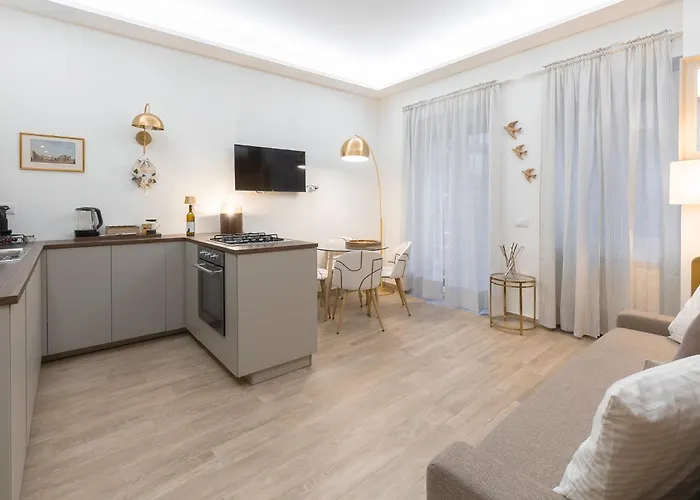 Le Rondini In Giardino Apartment