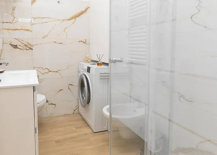 Le Rondini In Giardino Apartment
